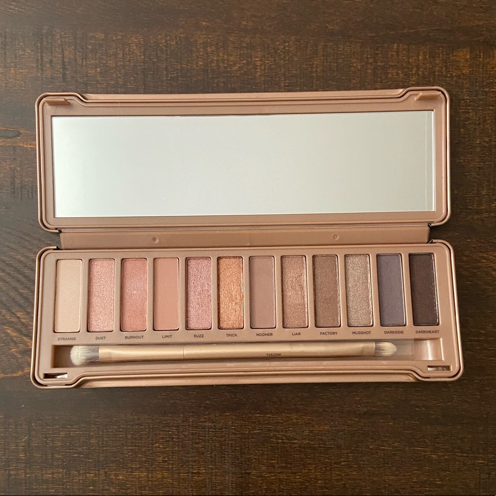 Urban Decay Naked 3 Eyeshadow Palette
